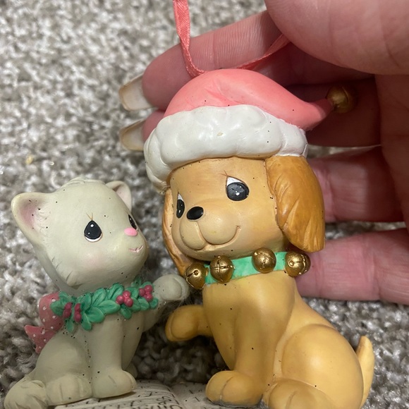 Precious moments Christmas cat and dog - Picture 2 of 2